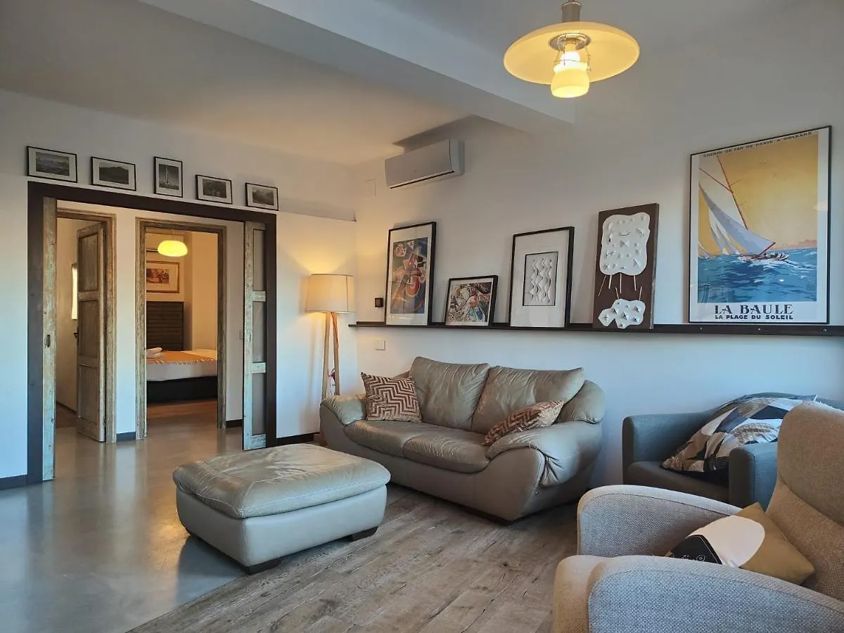 Luxury 3Br Central Of Born Barcelona 0*,  Spain